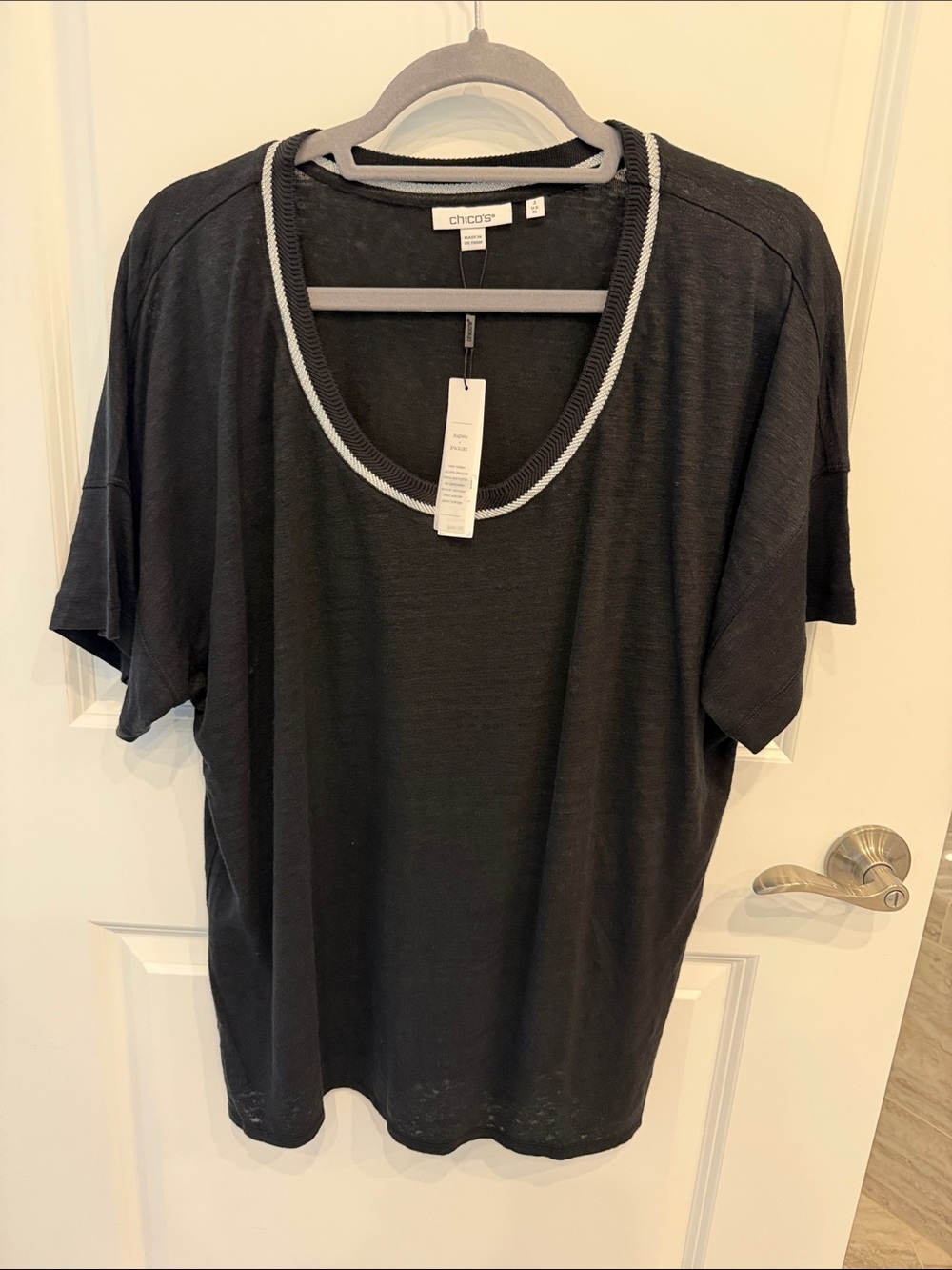 Chico's Black Short Sleeve Scoop-Neck Tee with Contrast Trim